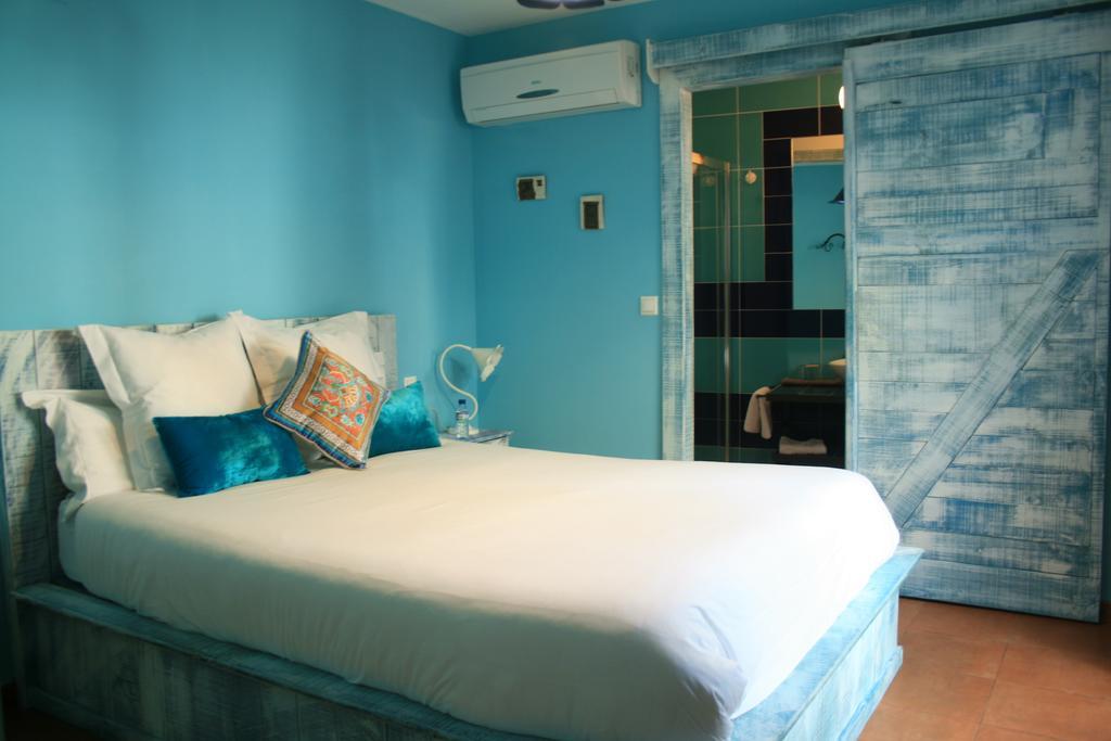 La De Quijada Guest house *