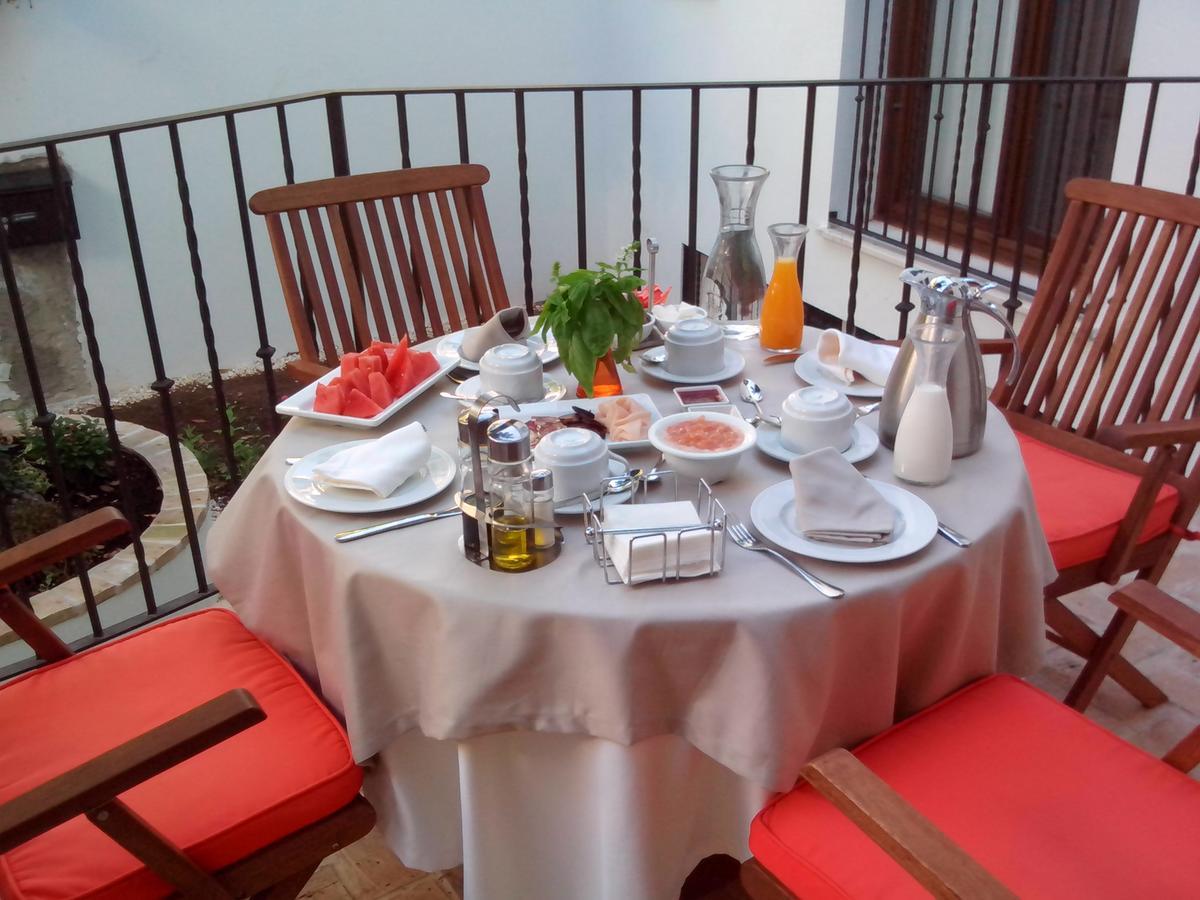 Guest house La De Quijada